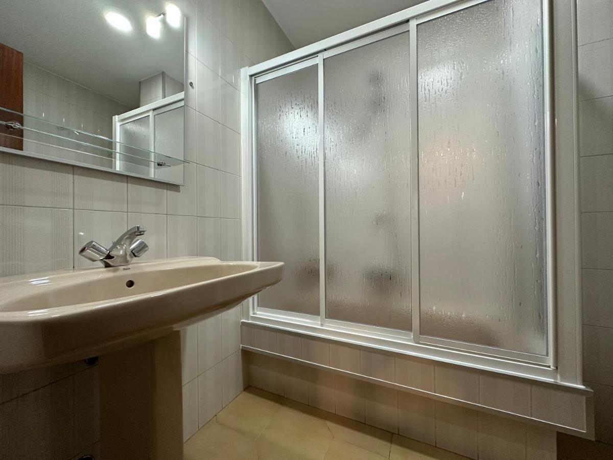 Oktheway Et Suseia Apartment Саррия Екстериор снимка